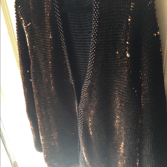 Sweater - Picture 8 of 10